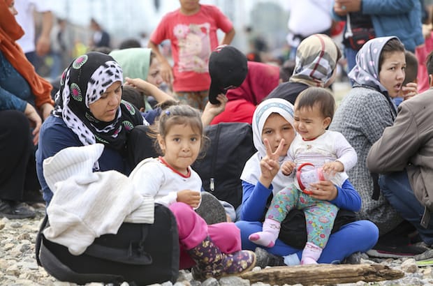 Syrian refugees wait to cross into Macedonia at the Greek-Macedonian border on September 24. Photo: Ververidis Vasilis/Shutterstock